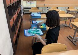 入学式の裏では