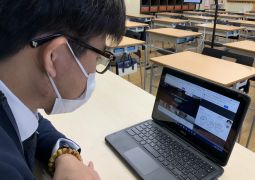 オンライン配信