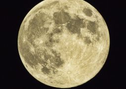 スーパームーン