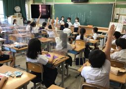 みんなで話し合って