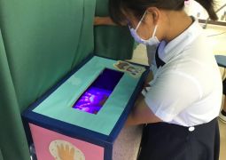 私たちの手についているのは…？