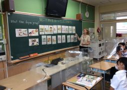 「take out the garbage」「set the table」って？