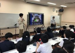 お仕事の話しを聞いて