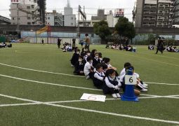 通班の友達とジャンプ！