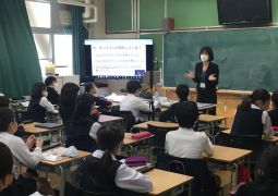 新しい先生との授業！