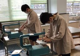 今年初めての「木曜日」