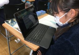 「情報」を様々な角度から…