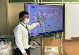 4.26． 4年生　初English