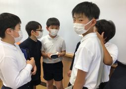 部屋ごとのスローガンの話し合い