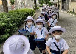 町たんけんへレッツゴー！！