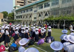 林間学舎　出発式