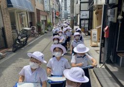 暑さにも負けず