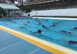 テスト返しと水泳指導