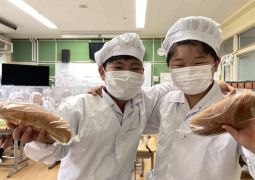 毎日モリモリ食べています！