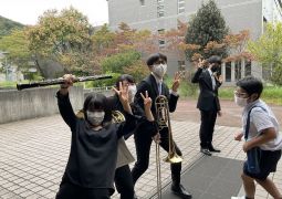 大学での音楽鑑賞会