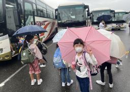 ペア遠足13 学校へレッツゴー！