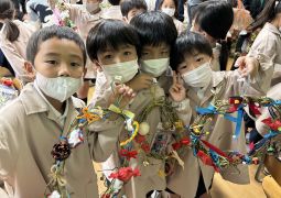 附天小まつりとリース作り