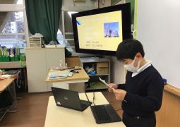 無線接続castをつかって発表しています！