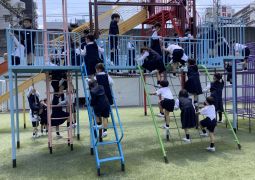 04.27. そとで たくさん あそんだよ！