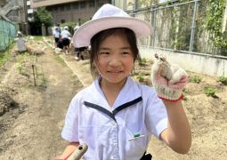 大きく育て！私たちのひょうたん！！