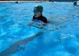 平泳ぎを上達しよう！