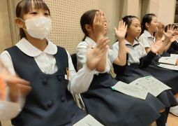 10.11.今日は芸術の秋！音楽鑑賞会🎵