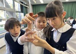 空気を冷やしたり、温めたりすると体積はどうなるのかな？