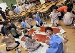 大道具作り始めました！