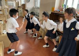 学芸会、教室練習の様子