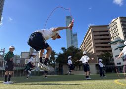 01.24. 寒サニマケズ　独楽ニモマケズ