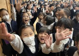 02.22. やったぁ、トリオだ！