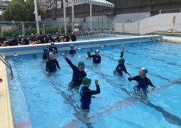 06.20. 隊列泳スタート！