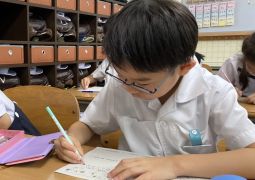 木曜日朝に「通学班活動」、金曜・土曜に「防災宿泊訓練・土曜参観」。