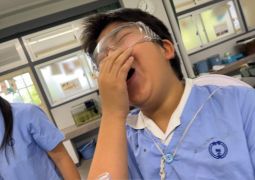 09.04.鼻の穴を突くようなニオイ