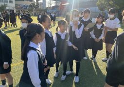 12.17. 朝陽を浴びながら