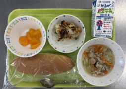 5月26日(月)の給食
