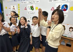 10.30　先生クイズで Let’s English Time!