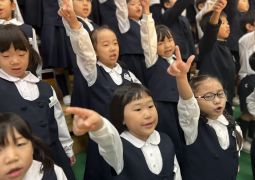 2025.11.07  どんな顔なのかな？