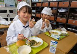 06.24　しおやきそばパン