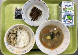 11月15日(月)の給食