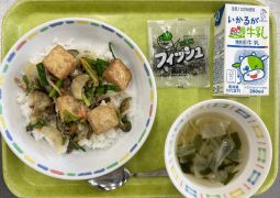 8月30日(火)の給食