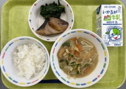 11月22日(火)の給食