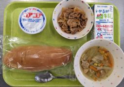 8月25日(金)の給食