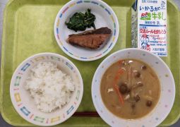 11月17日(金）の給食