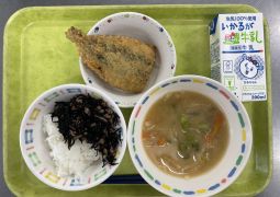 3月3日（月）の給食