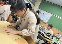 12.05. この本は…