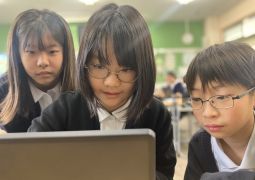 12.12　デザインを「分業」で…