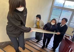 02.20. 当たり前の反対は？