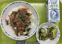 4月28日(火)の給食